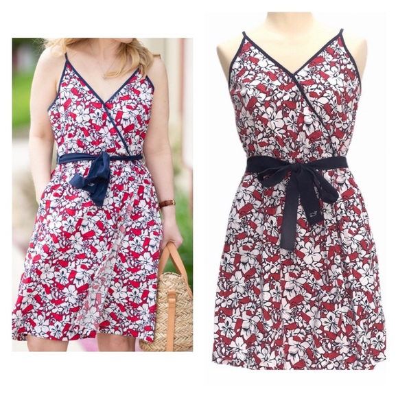 VINEYARD VINES X TARGET Red Hibiscus Flower Whale
V-Neck Wrap Dress XS - Picture 2 of 15